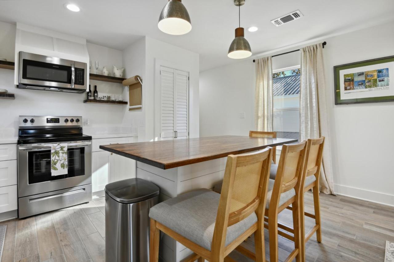Vacation Rental Bay St Louis Walk To Beach, Dining, Shopping, And Nightlife Bay St. Louis Exteriör bild