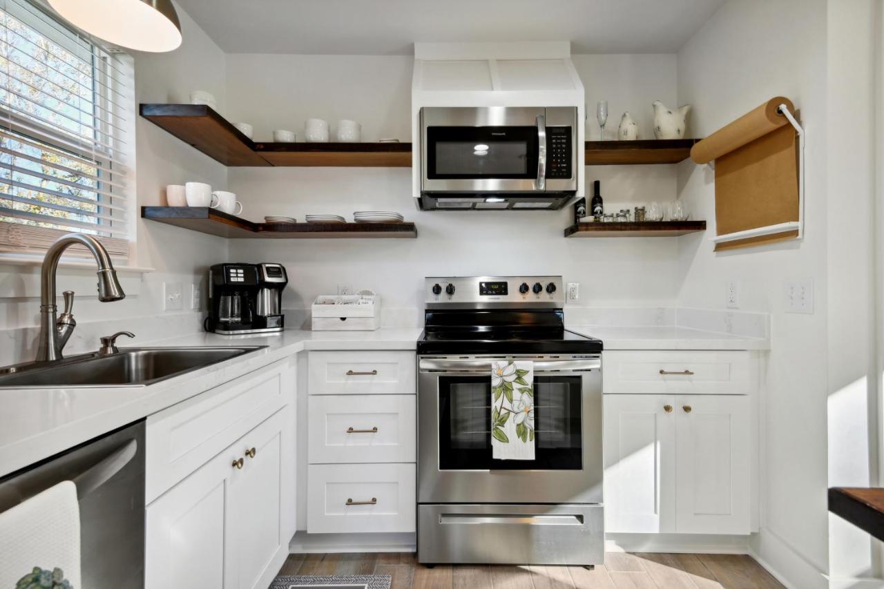 Vacation Rental Bay St Louis Walk To Beach, Dining, Shopping, And Nightlife Bay St. Louis Exteriör bild